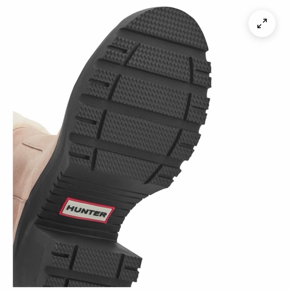 Women's Hunter Marisol Heeled
Waterproof Chelsea Boots size 5 NWT - Picture 6 of 6